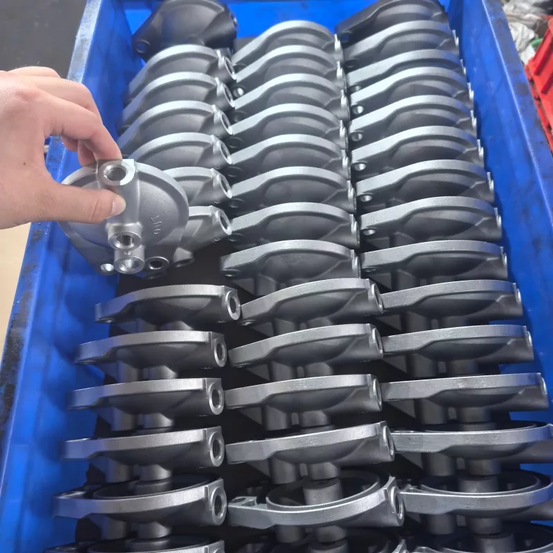 เครื่องแยกน้ำมันและน้ำของเครื่องยนต์ Tuoyuan Metal Excavator จัดส่งแล้ววันนี้